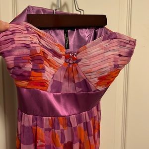 Beautiful laundry Shelli Segal silk gown